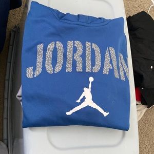 Boys jordan sweatshirt